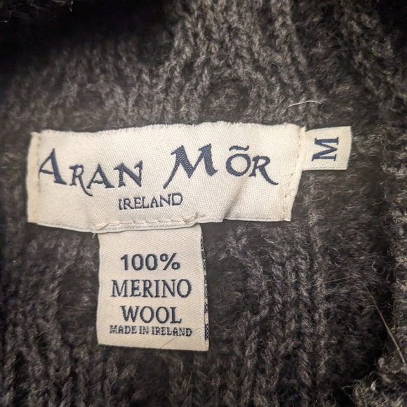 Aran Mór Ireland Hooded Merino Wool Cardigan Sweater Zip Celtic Knit Medium - Picture 3 of 9